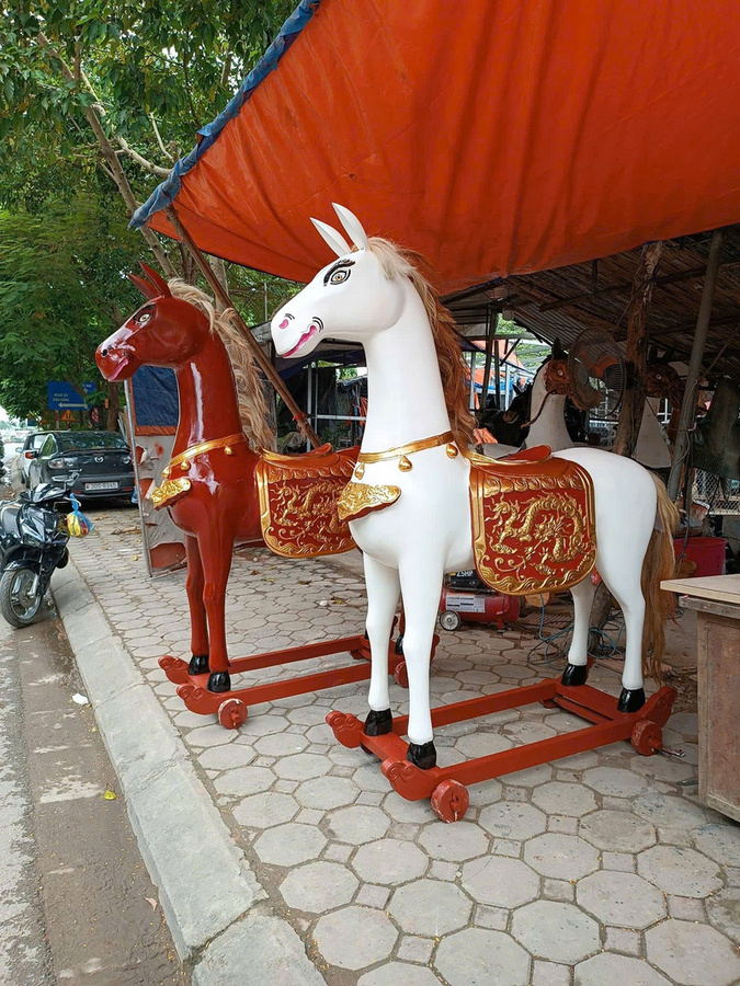 Mẫu ngựa thờ 003