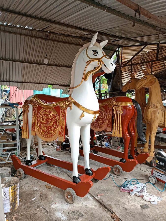 Mẫu ngựa thờ 001
